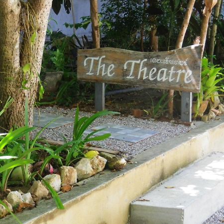 The Theatre Villa Bangszaphan Kültér fotó
